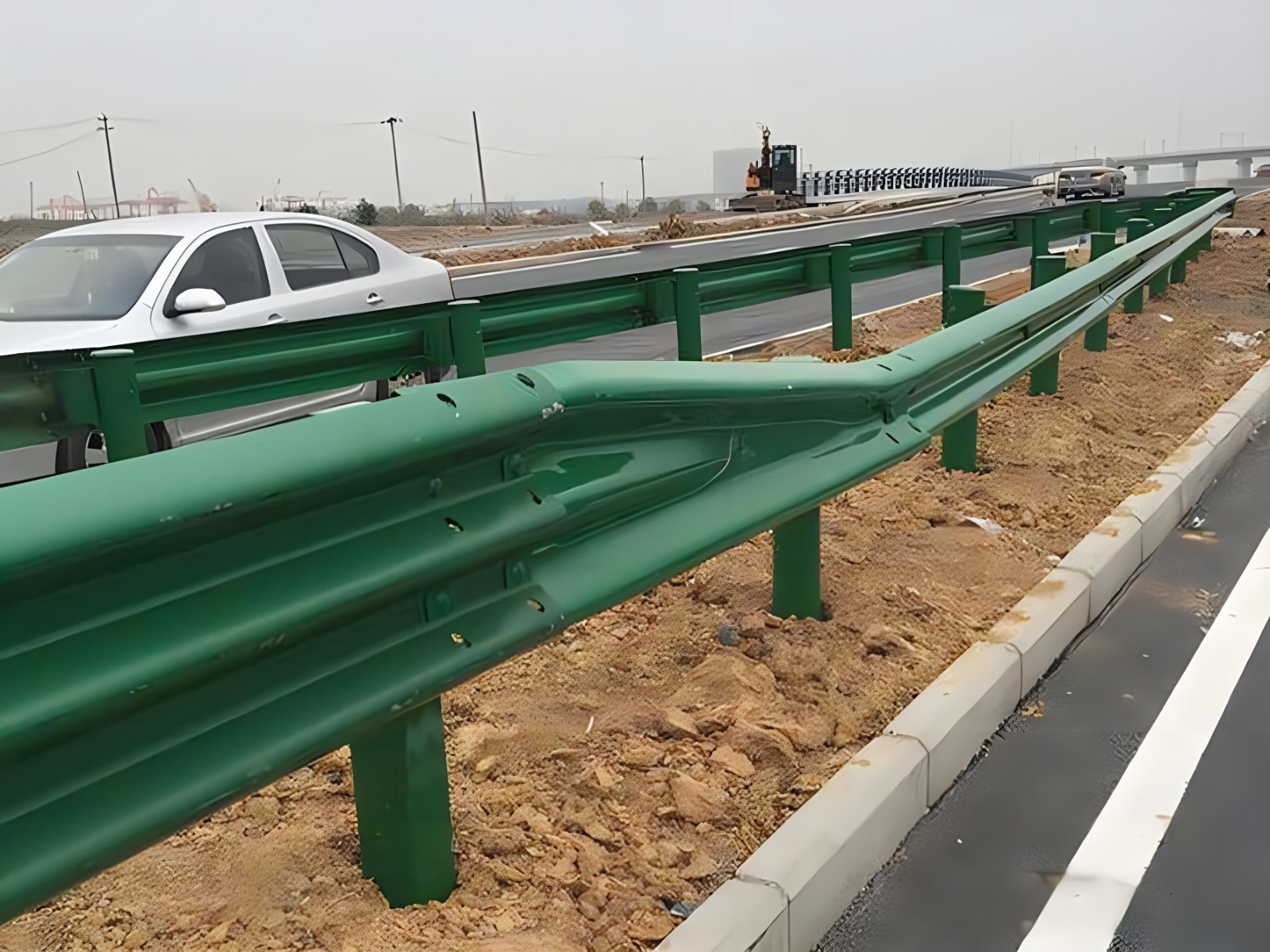 宁德高速波形护栏板日常维护方案确保道路安全新举措